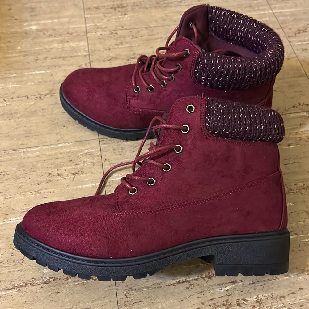 🐙❄️Women’s Booties❄️🐙